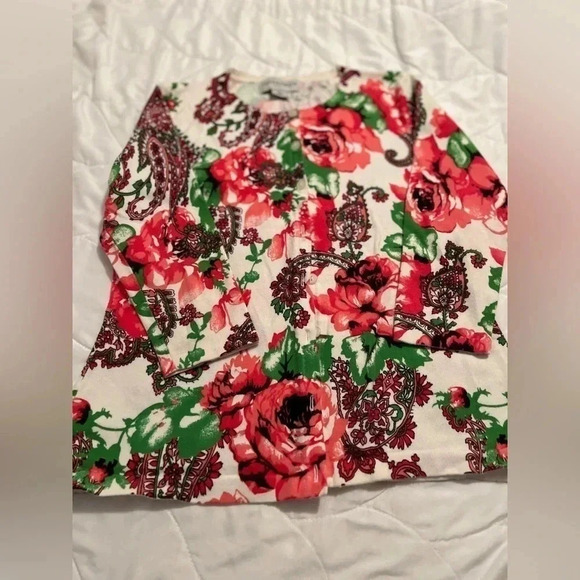 🌹 Sag Harbor Floral Paisley Print Cardigan | Petite Medium - Picture 2 of 3